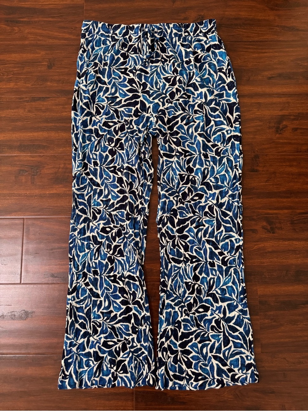 Robert Louis Women’s Wide Leg Pull On Pants Size P M Blue Leaf Print Bohemian
